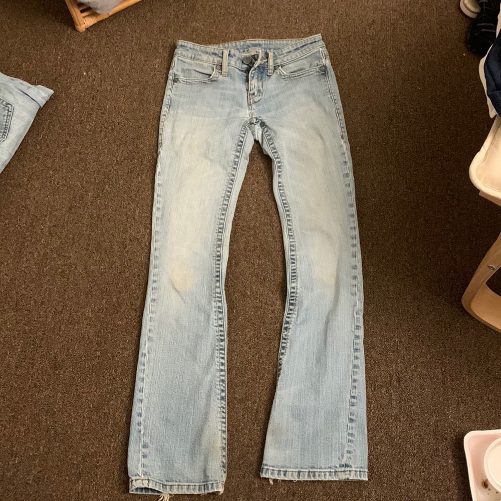 light wash bootcut jeans